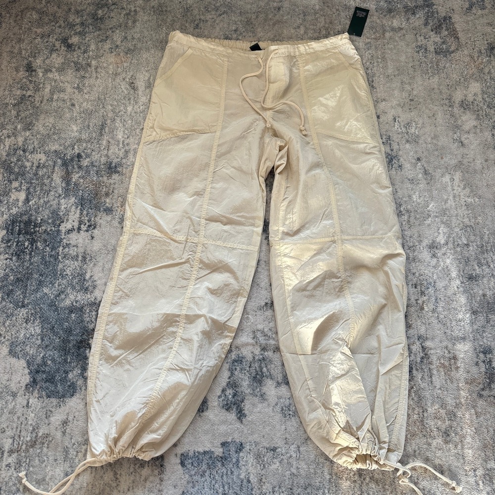 NWT Wild Fable Drawstring Mid Rise Wide Leg Parachute Pants Beige Women's Size S